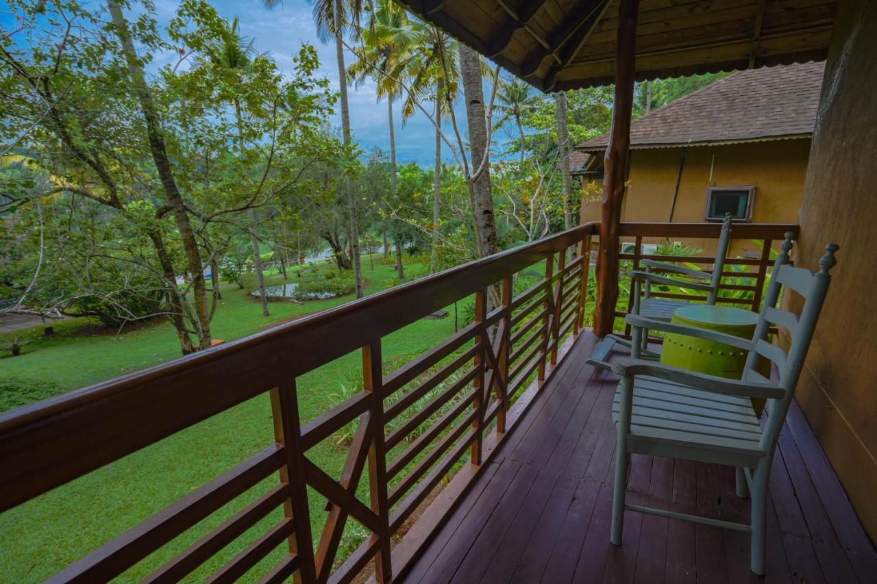 Fragrant Nature Backwater Resort & Ayurveda Spa Kollam Kültér fotó