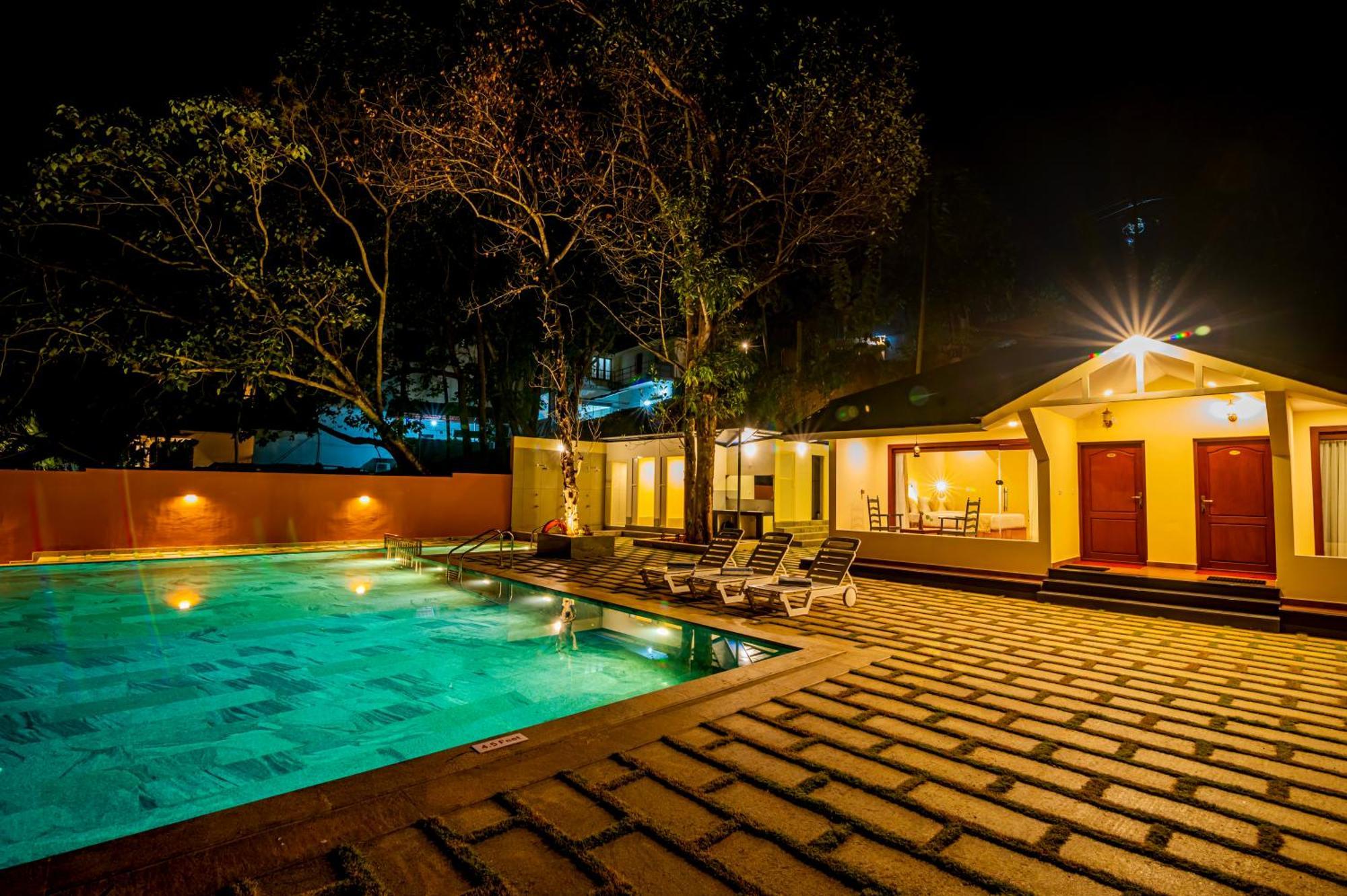Fragrant Nature Backwater Resort & Ayurveda Spa Kollam Kültér fotó