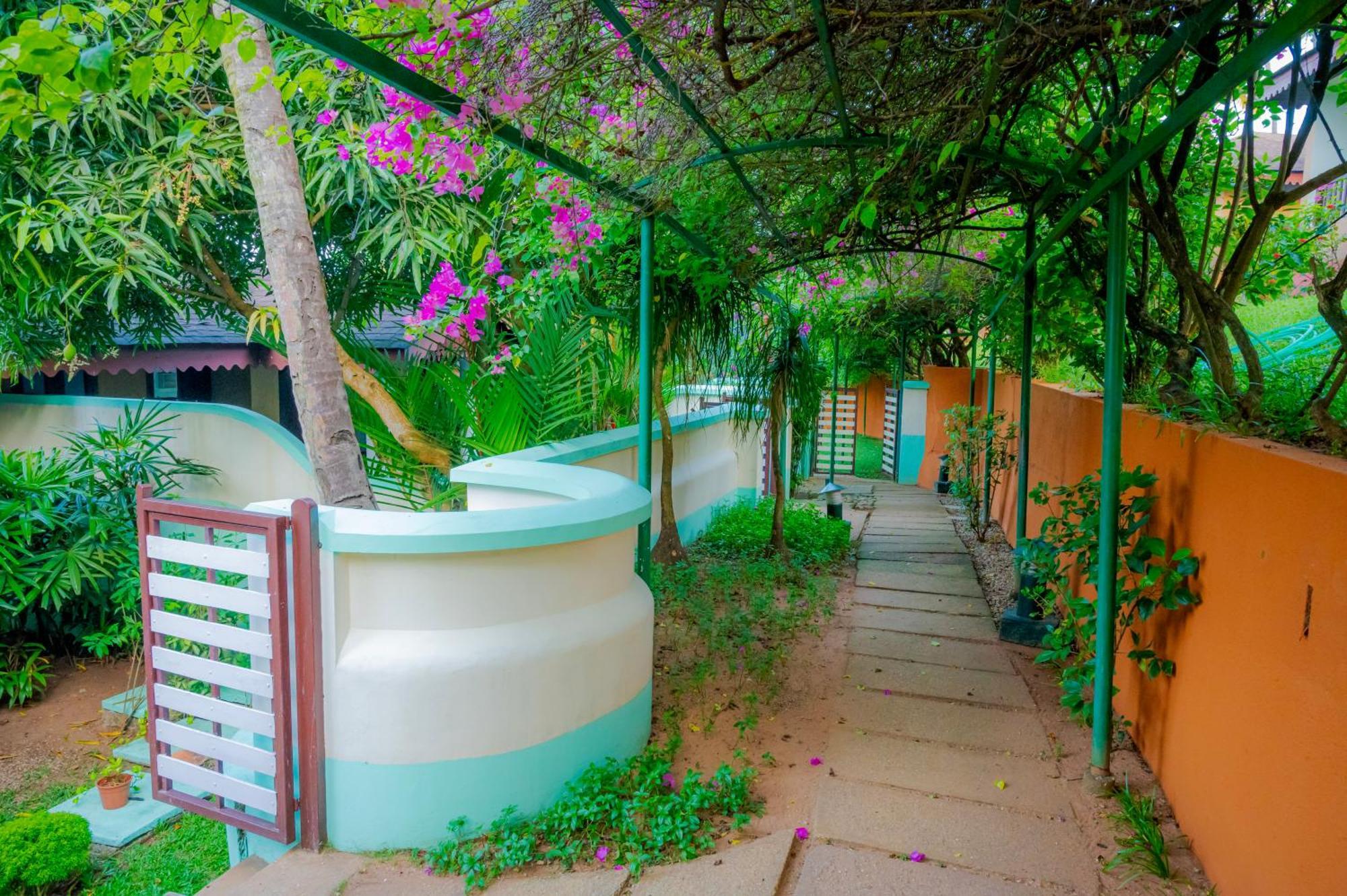 Fragrant Nature Backwater Resort & Ayurveda Spa Kollam Kültér fotó