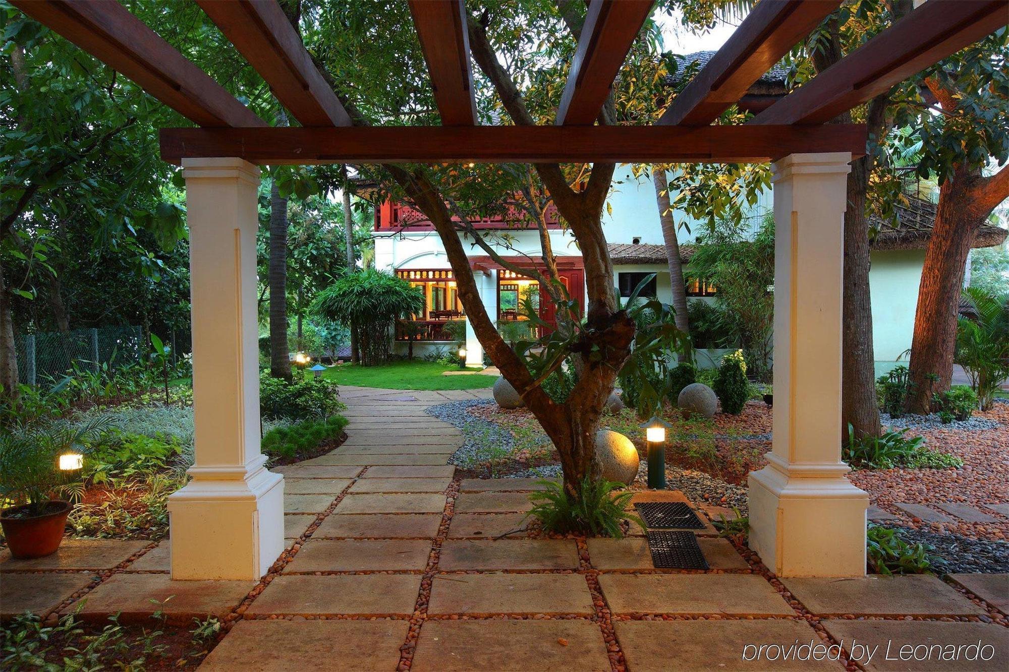 Fragrant Nature Backwater Resort & Ayurveda Spa Kollam Kültér fotó