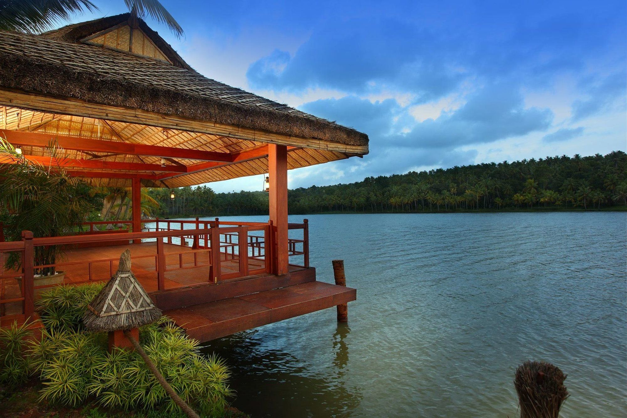 Fragrant Nature Backwater Resort & Ayurveda Spa Kollam Kültér fotó