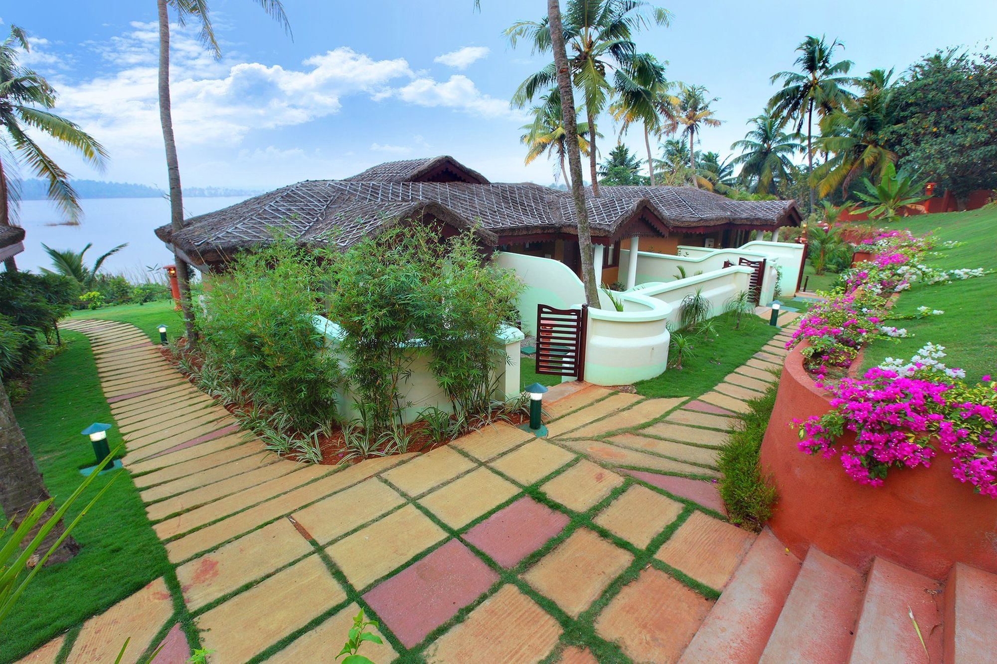 Fragrant Nature Backwater Resort & Ayurveda Spa Kollam Kültér fotó